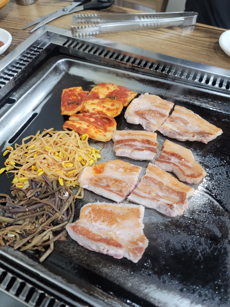 복돼지 대표 사진