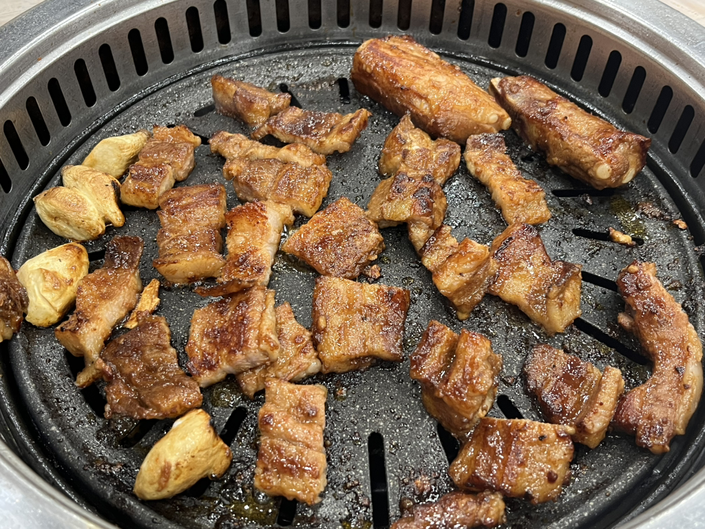 알찬참숯뒷고기 대표 사진