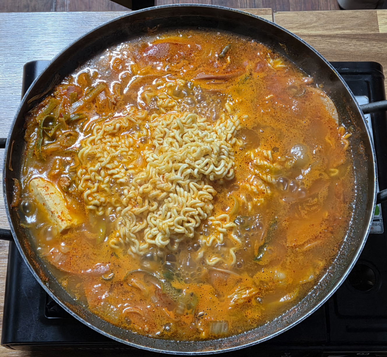 땅스부대찌개 덕포시장점 사진 4