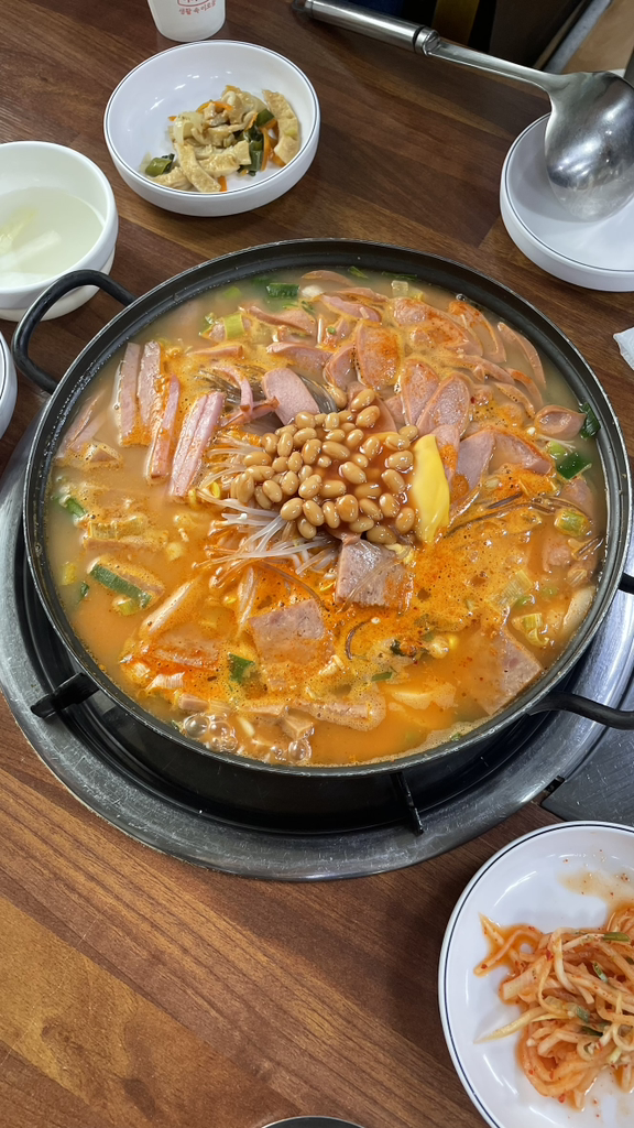 되뫼골부대찌개닭갈비 대표 사진