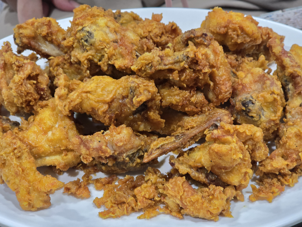 뉴거인통닭 부민점 사진 4