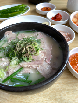 연창돼지국밥 사진 2