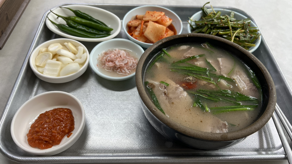 두메산골돼지국밥 사진 7