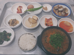 굴다리쉼터 대표 사진