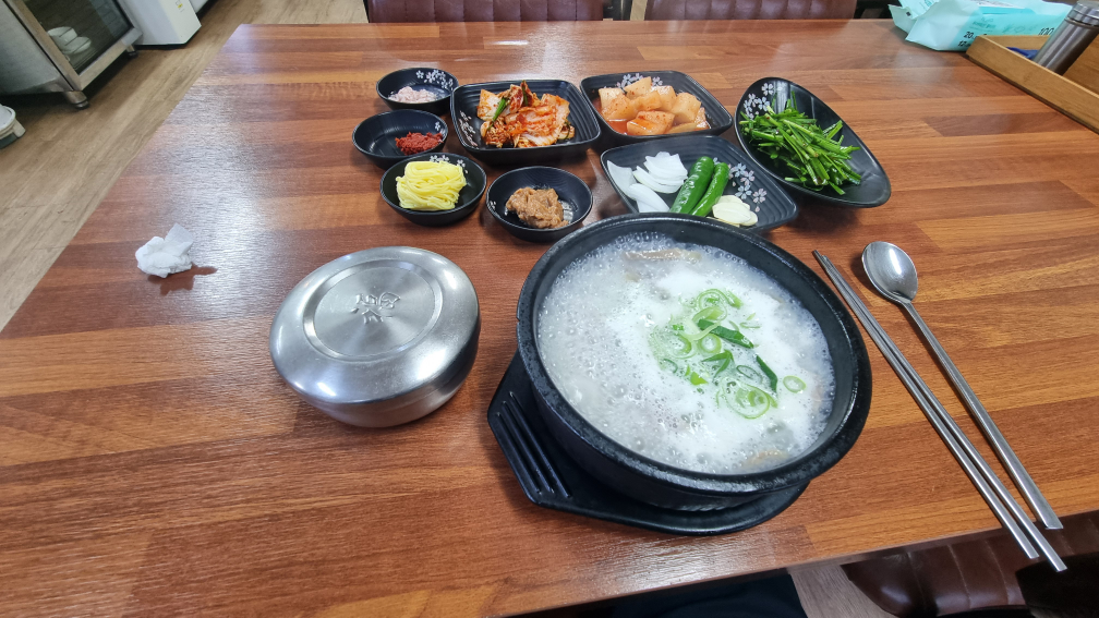 경자네가마솥국밥 사진 7