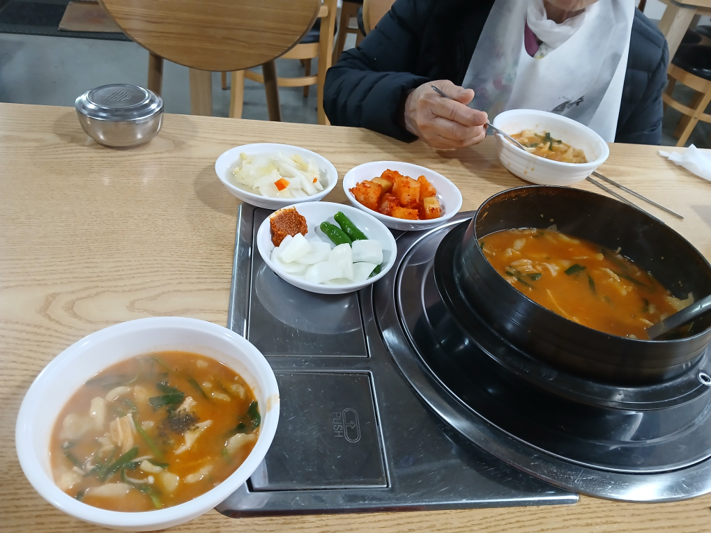 안동집어탕국수 대표 사진