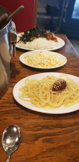 유가네닭갈비 기장점 대표 사진
