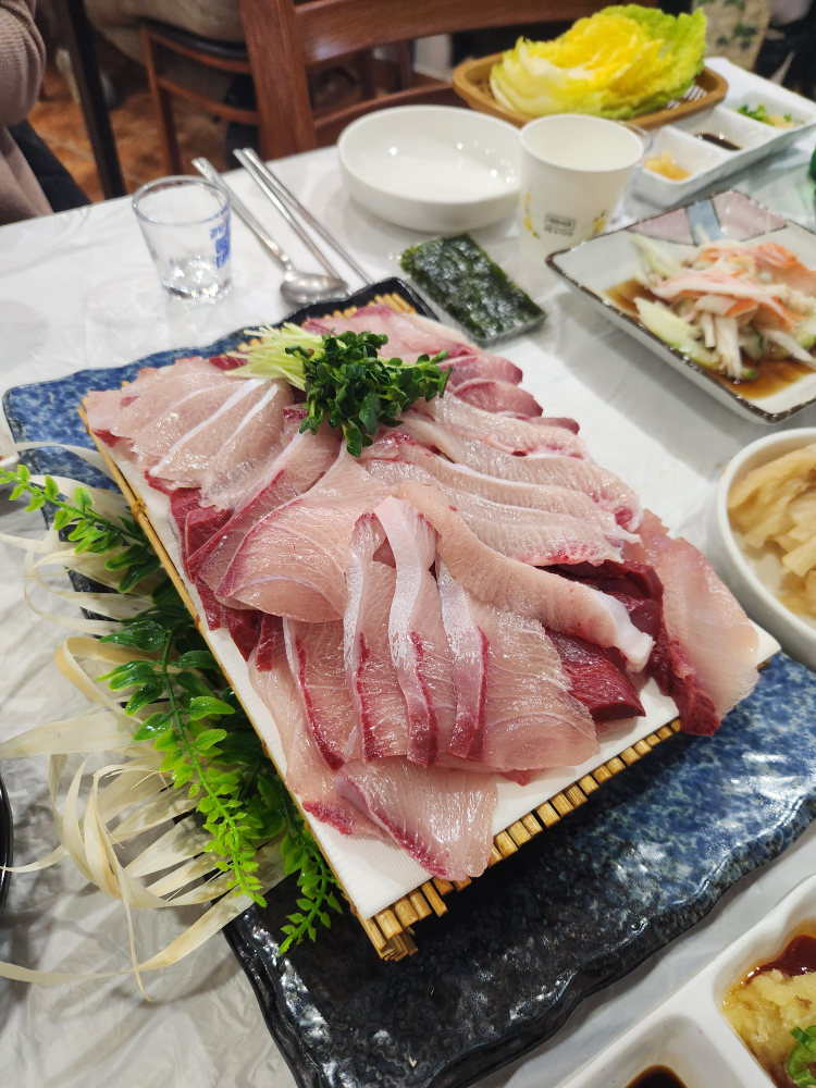 아지트숙성회&참치 대표 사진
