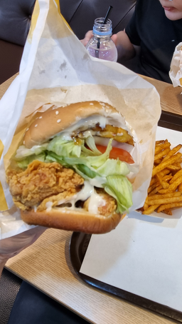 맘스터치 거제상동점 대표 사진