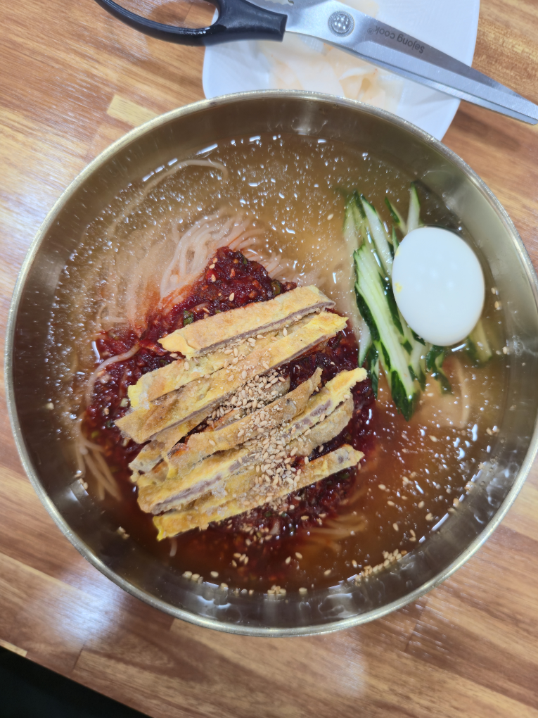 그래밀면 대표 사진