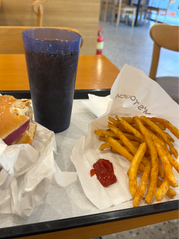 맘스터치 광안해변점 사진 5