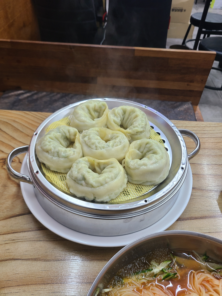 진역밀면 사진 2