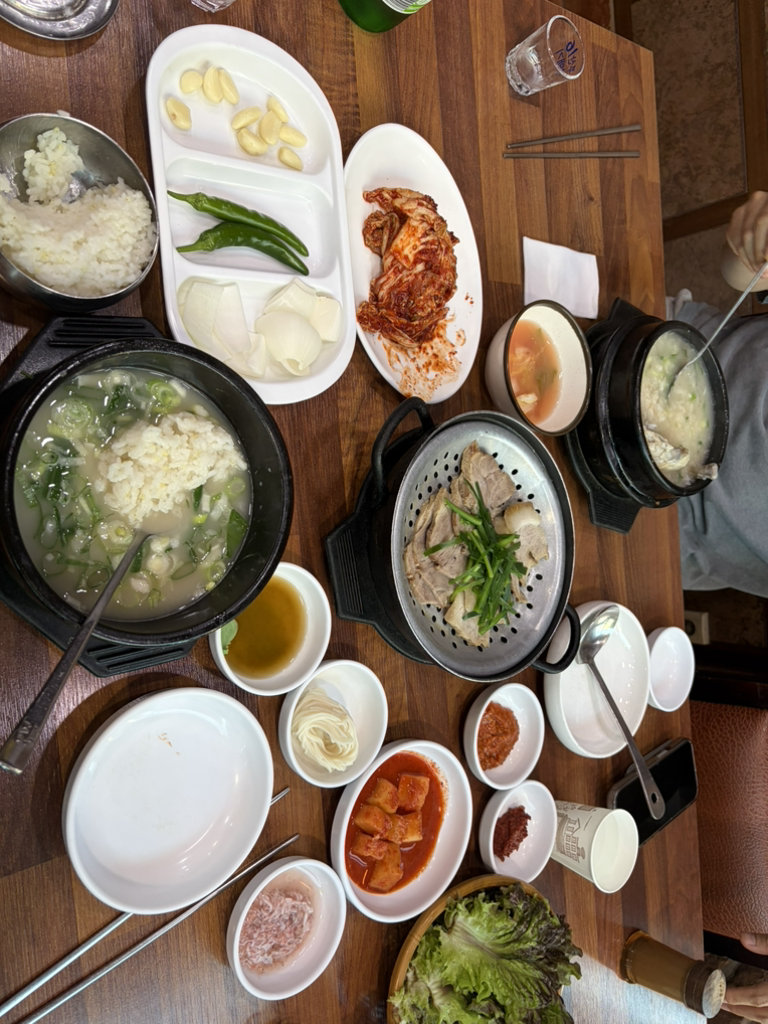 돈방림 돼지국밥반계탕 사진 4