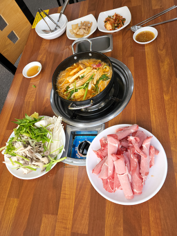 섬마을샤브샤브칼국수 능포점 대표 사진