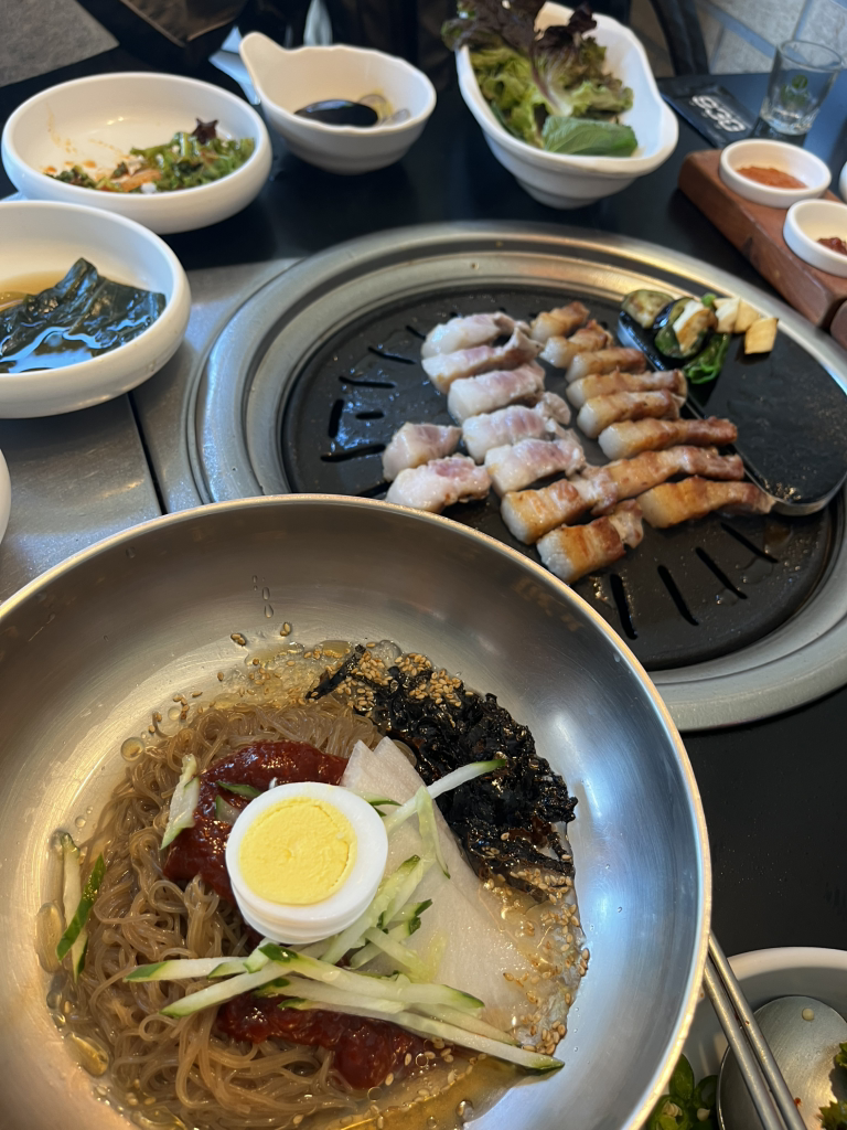 유남주 돼지구이전문점 대표 사진