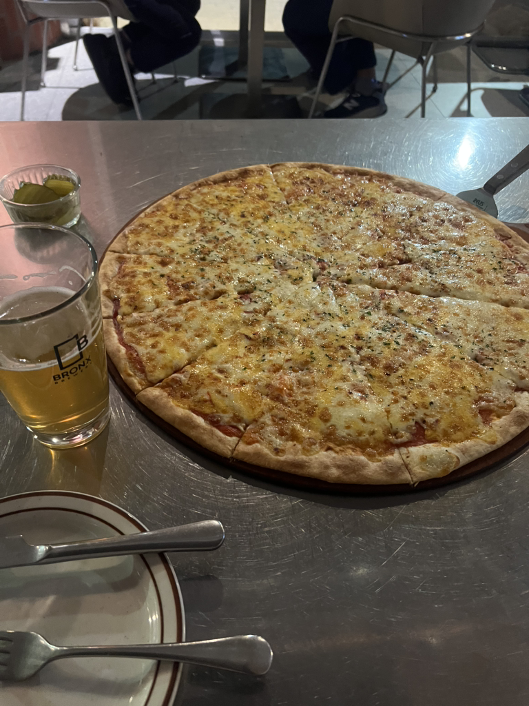 브롱스브루잉컴퍼니 광안리BP점 with굴뚝에걸린베이글 대표 사진