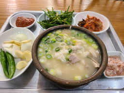 장수돼지국밥 사진 3