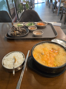 더도이종가집돼지국밥 부산역점 대표 사진