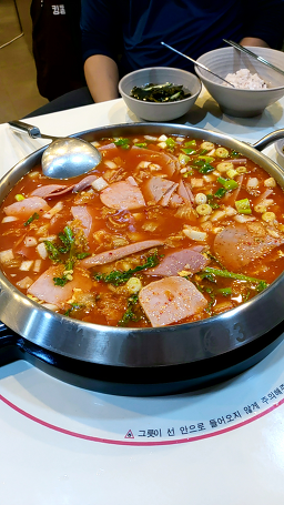 킹콩부대찌개 부산명지신호점 사진 2