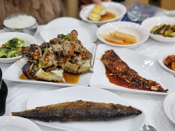 사거리공룡식당 사진 2
