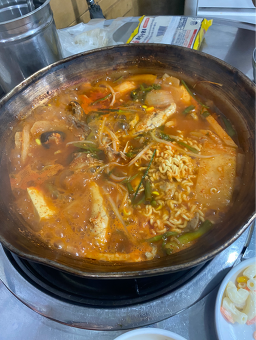 명동찌개마을 양정점 사진 2