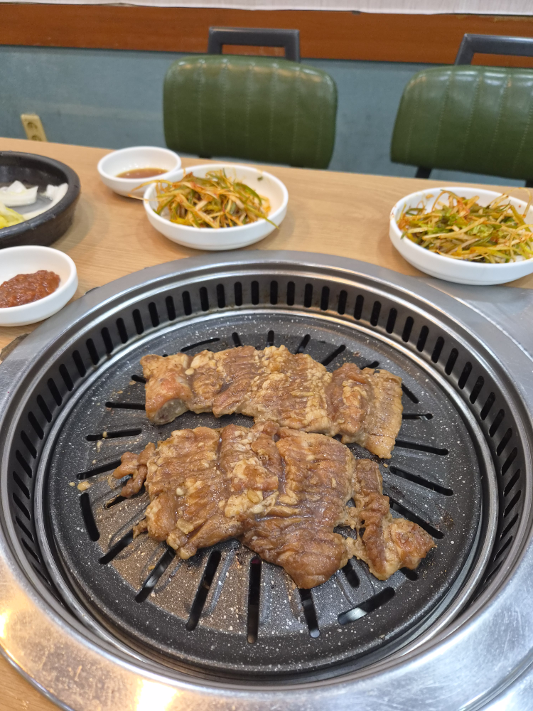 중앙숯불갈비 대표 사진