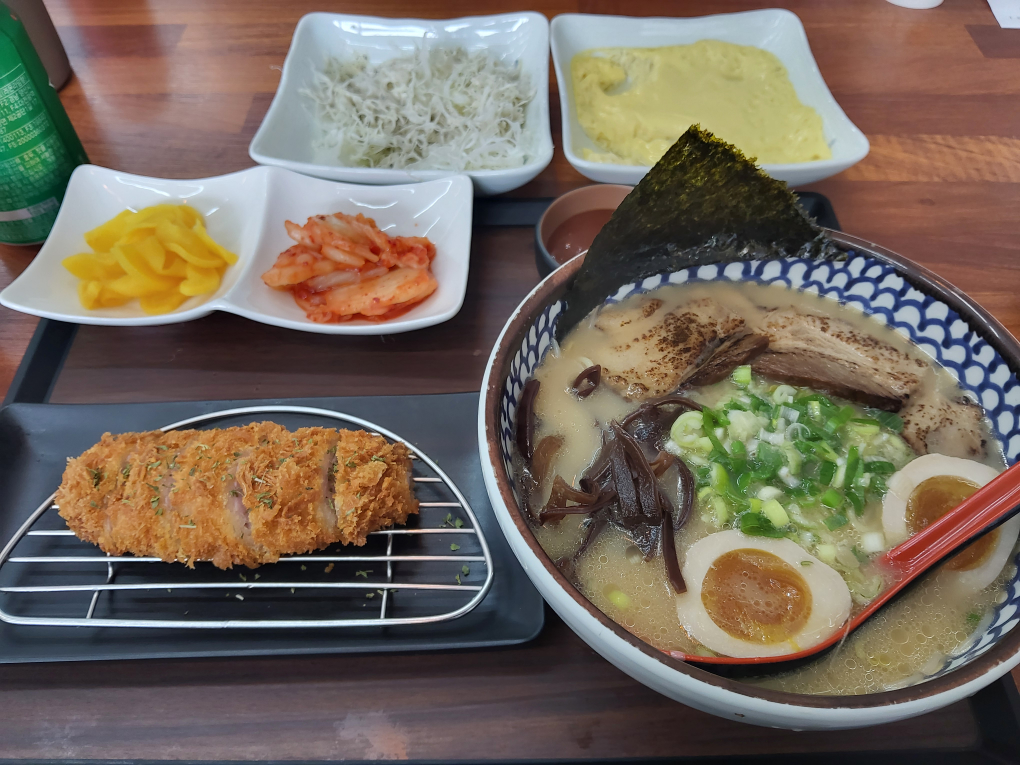 유키가츠&텐동 여수학동점 대표 사진