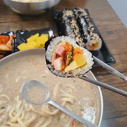 종로칼국수 대표 사진