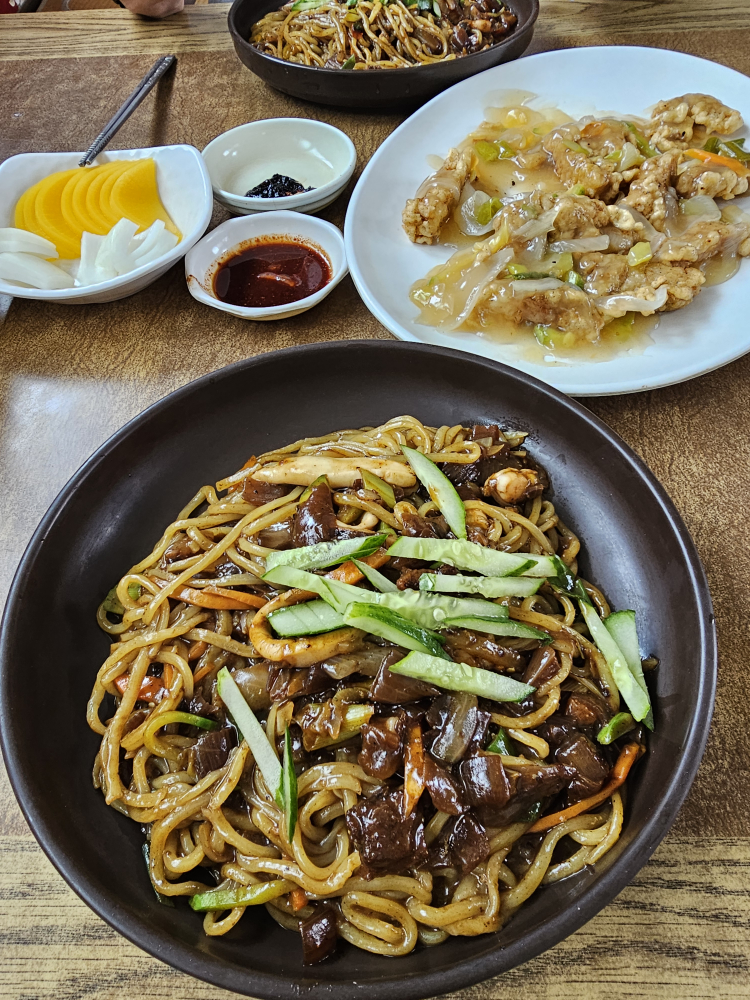 홍성방 사진 2