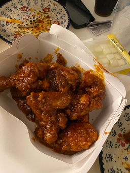 BHC치킨 금련산역점 대표 사진