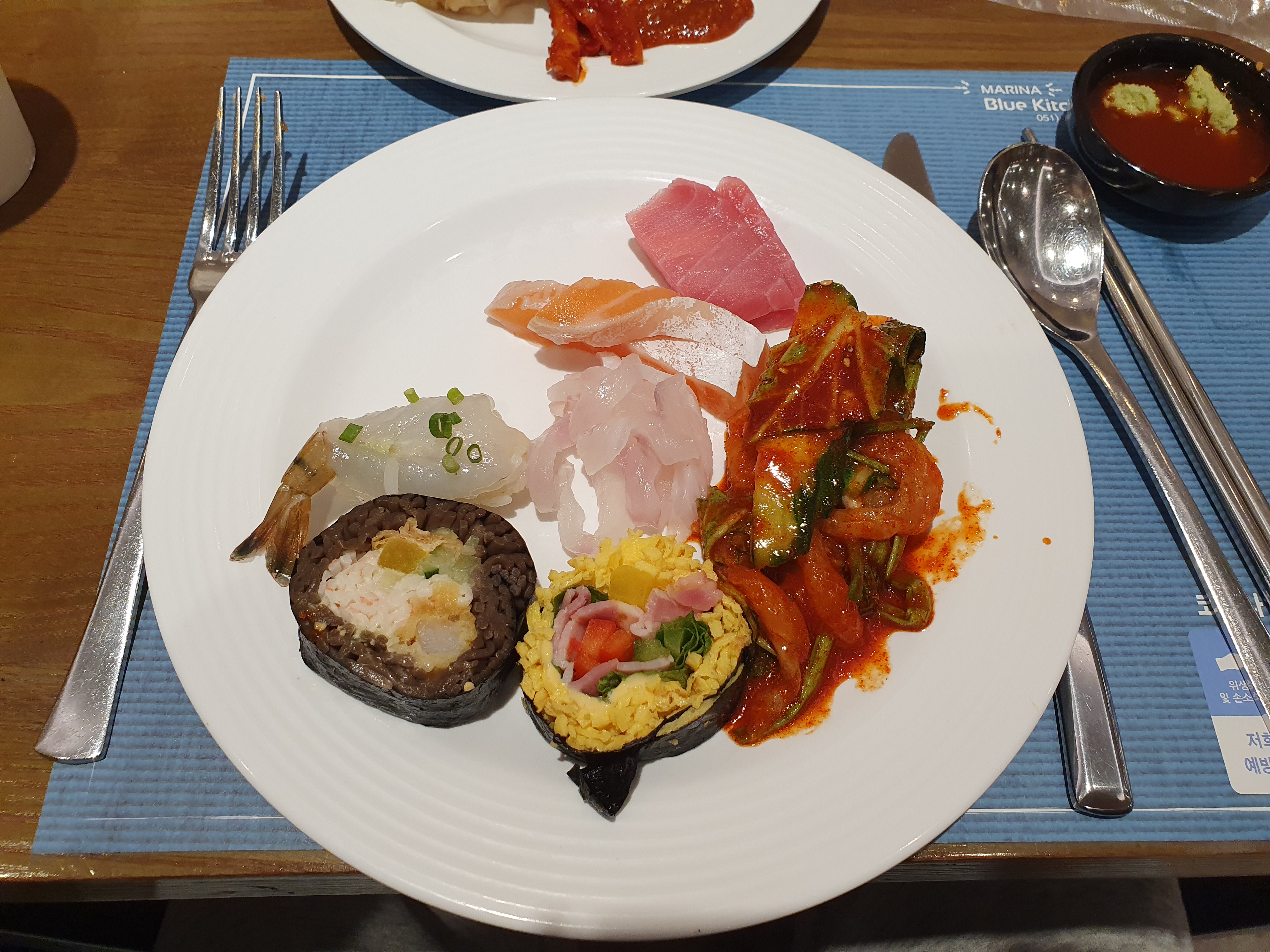 마리나블루키친뷔페 사진 3