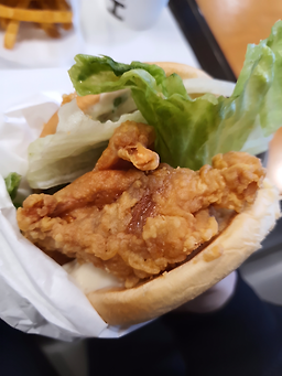 맘스터치 부산대청점 사진 6
