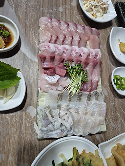 용호네횟집 대표 사진