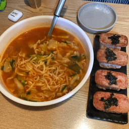 바람난얼큰수제비 사진 2