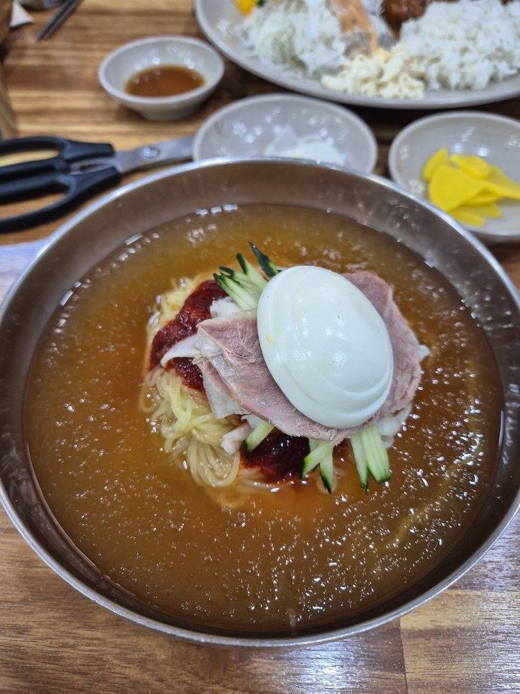 왕밀면냉면전문점 사진 2