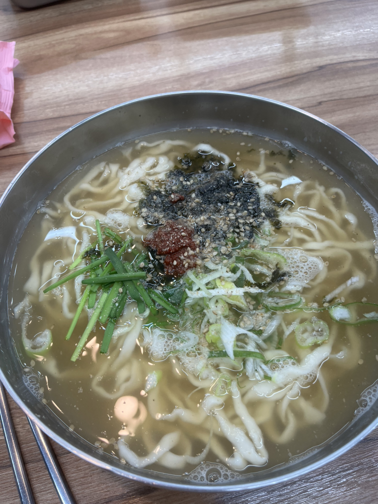 연이손칼국수 대표 사진