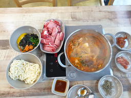 싱싱웰버섯샤브칼국수 사진 2