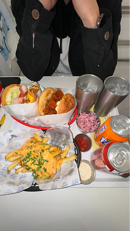 치킨버거클럽 광안점 사진 6