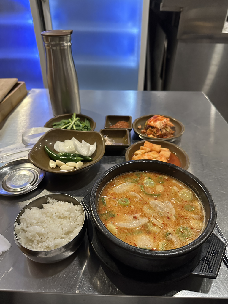 수변최고돼지국밥 민락본점 사진 3