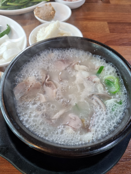 동명돼지국밥 사진 2