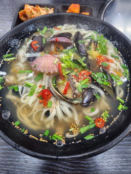 항아리해물칼국수 장승포본점 사진 6