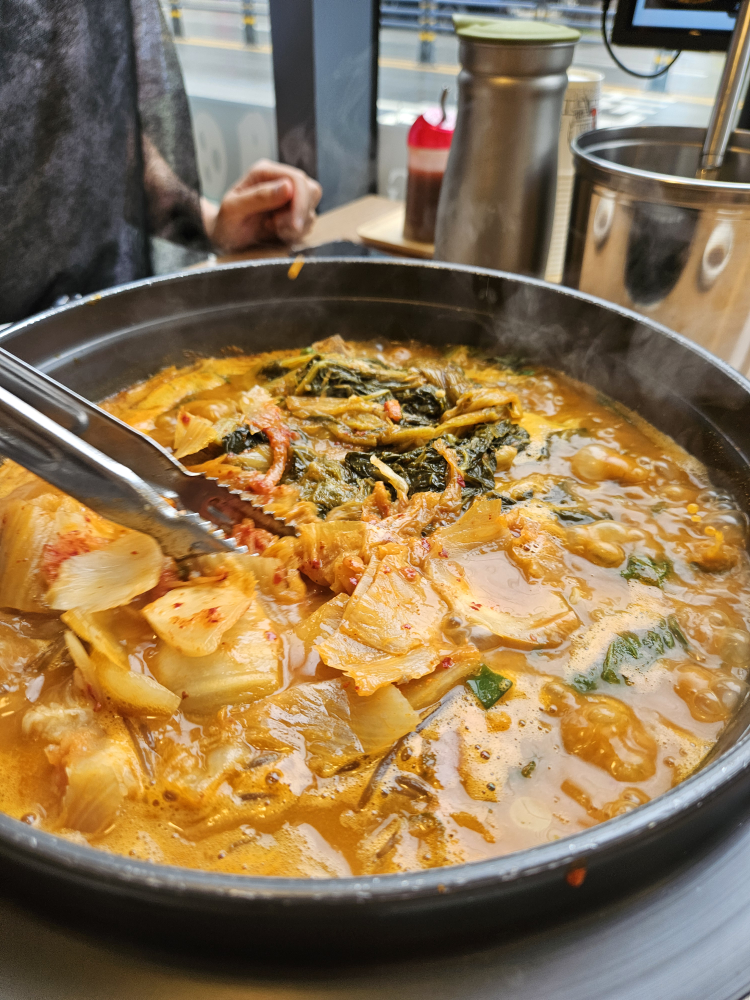 누리마을감자탕등뼈찜 사직점 사진 2