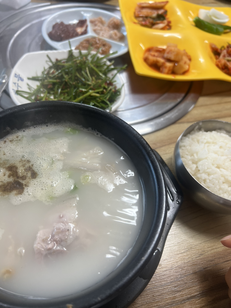 원조할매돼지국밥 대표 사진