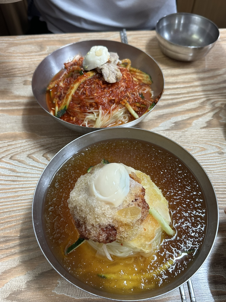 사철밀면 대표 사진