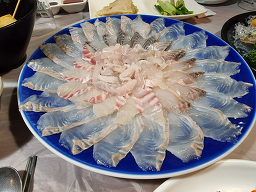 돌고래횟집 사진 3