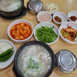 소문난돼지국밥 서면본점 사진 2