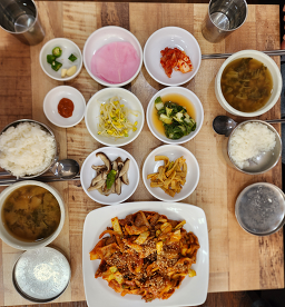 근이네식당 사진 2