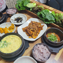 우렁이쌈밥집 사진 3