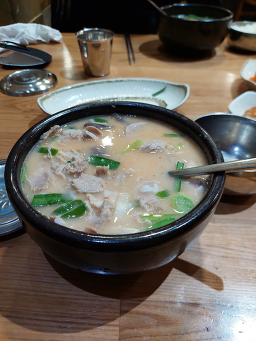 더도이종가집돼지국밥 본점 사진 4