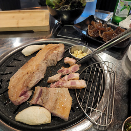 맛집껍돼지 대표 사진